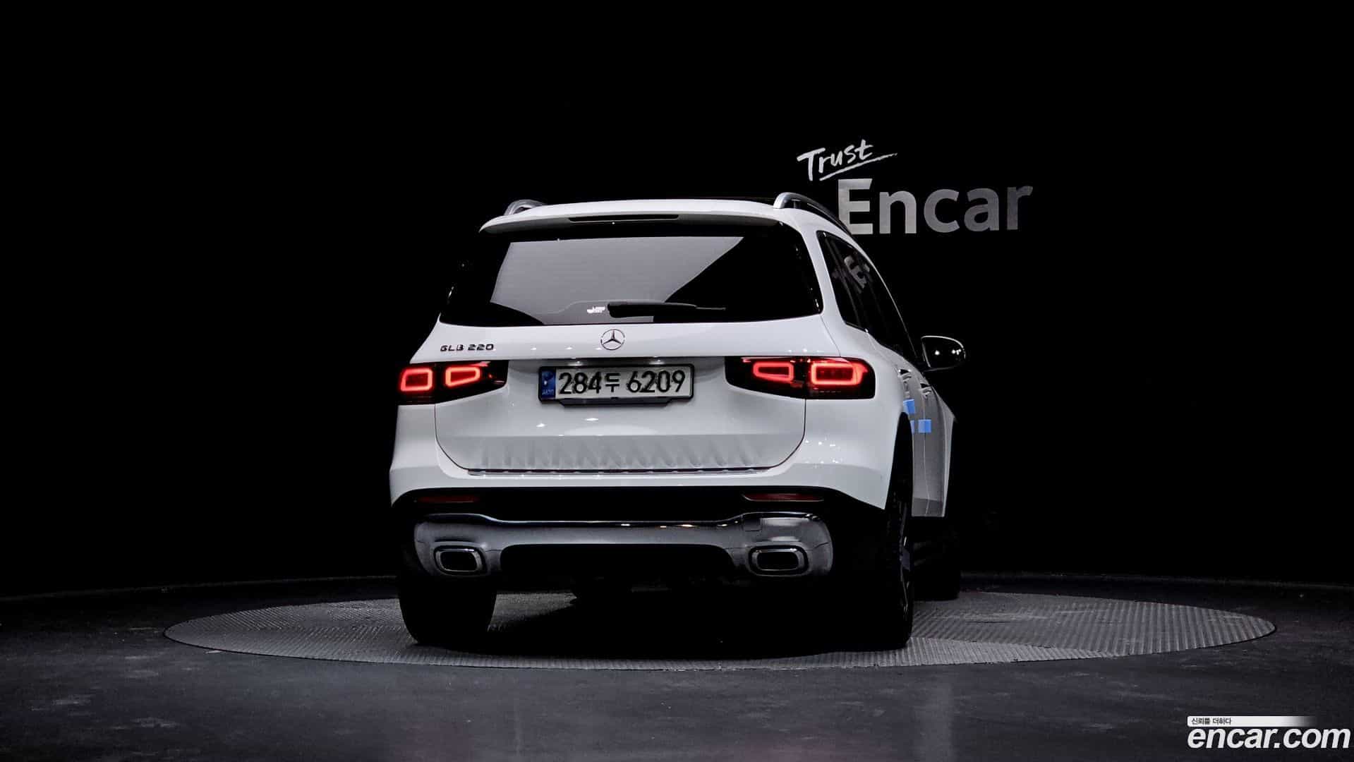 GLB-Class Mercedes-Benz 2020.10-OUTER-004