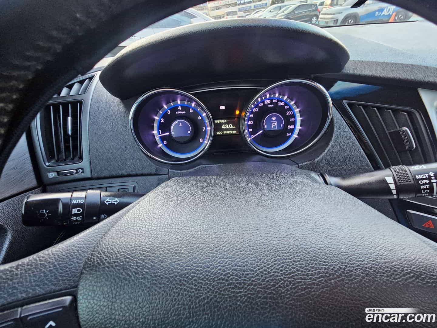 Sonata Hyundai 2010.3-INNER-008