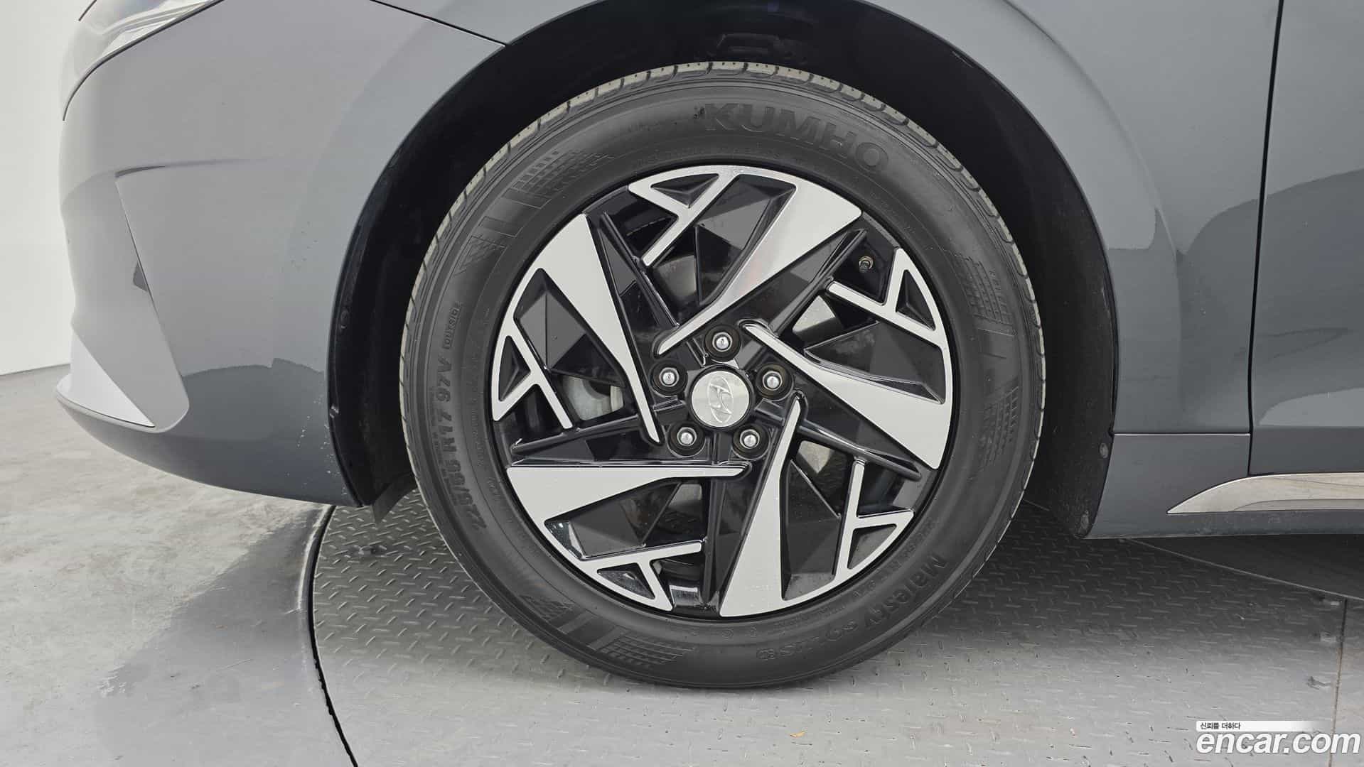 Grandeur Hyundai 2021.10-OUTER-005