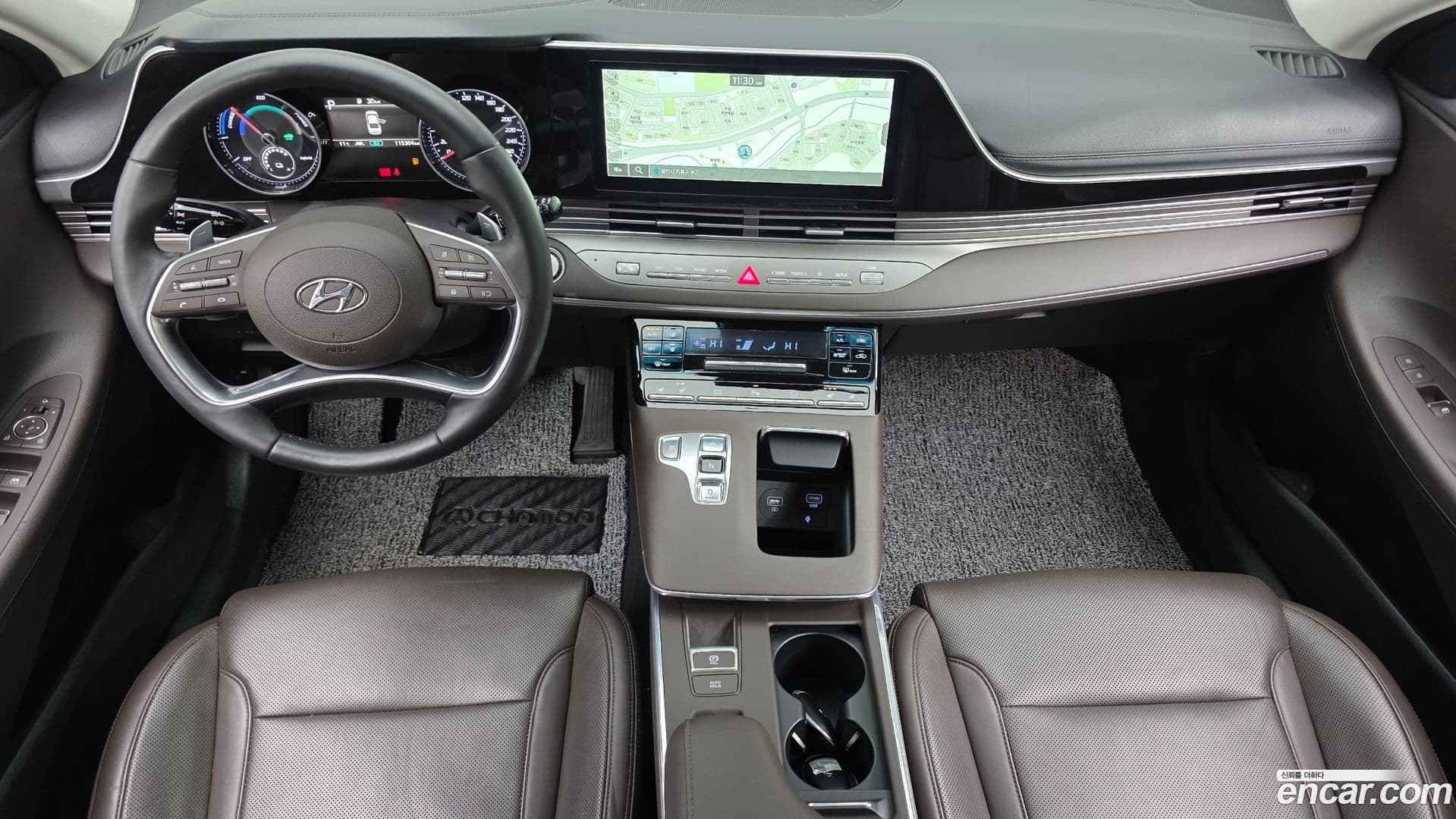 Main__Slider__Photo:Grandeur Hyundai 2021.10-6