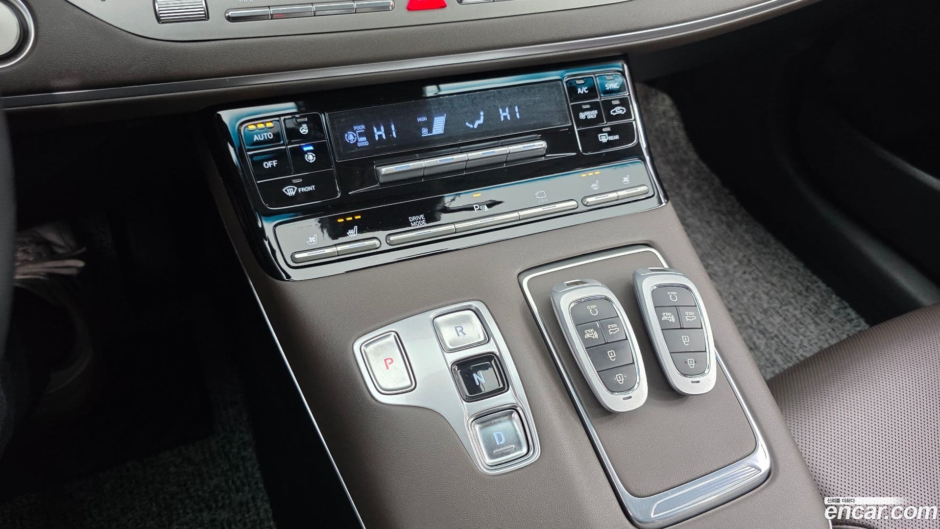 Main__Slider__Photo:Grandeur Hyundai 2021.10-8