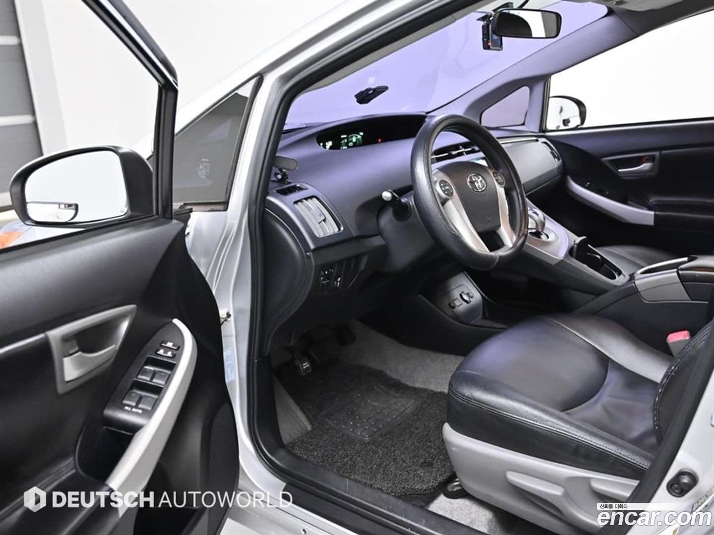 Main__Slider__Photo:Prius Toyota 2013.4-10