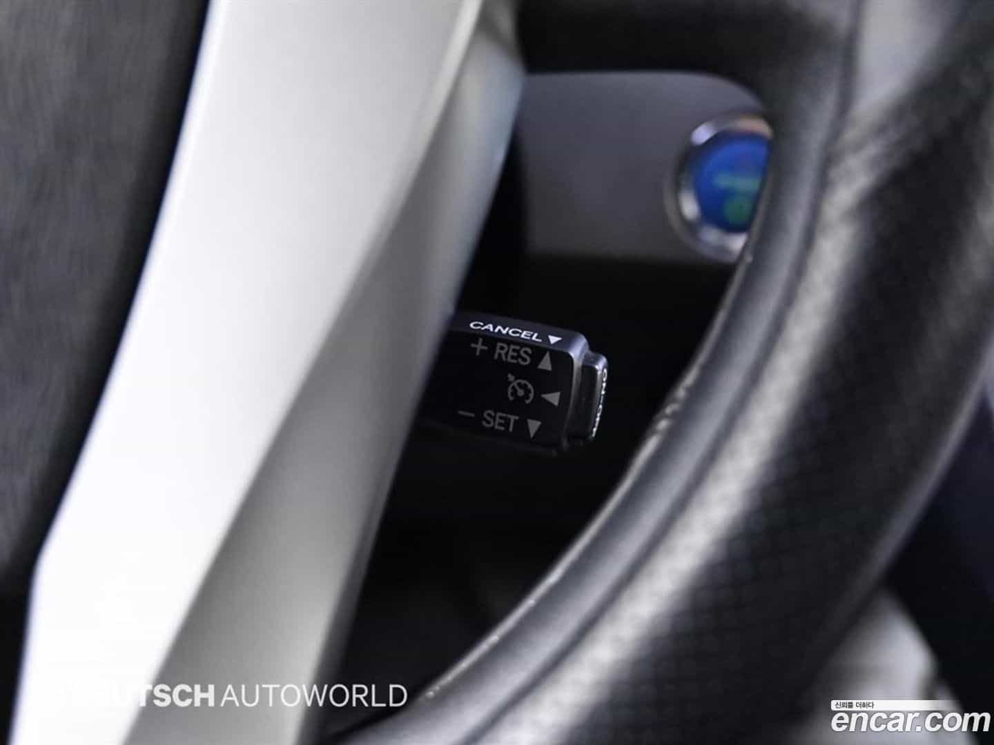 Prius Toyota 2013.4-OPTION-021