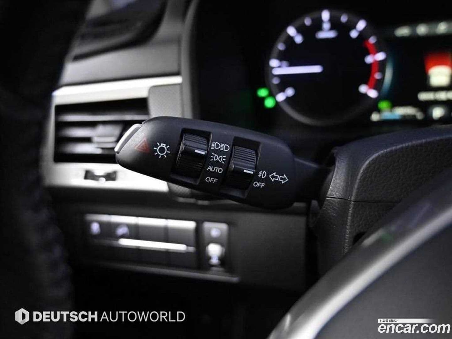 Main__Slider__Photo:Rexton KG_Mobility_Ssangyong 2018.4-17