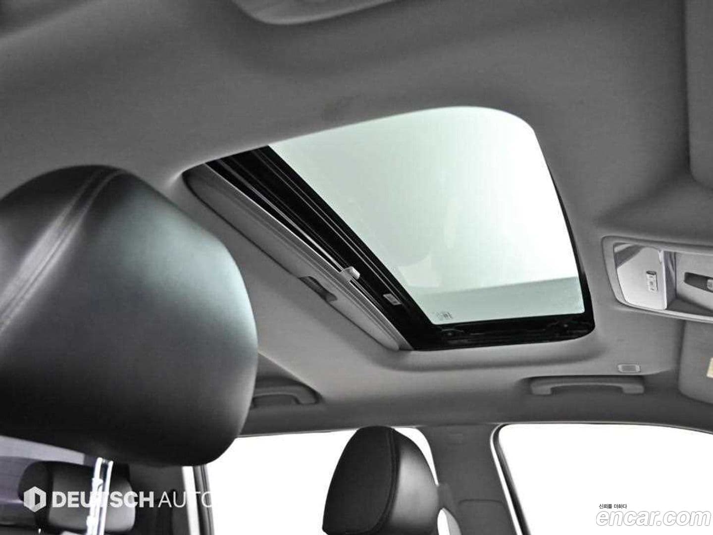 Main__Slider__Photo:Rexton KG_Mobility_Ssangyong 2018.4-18