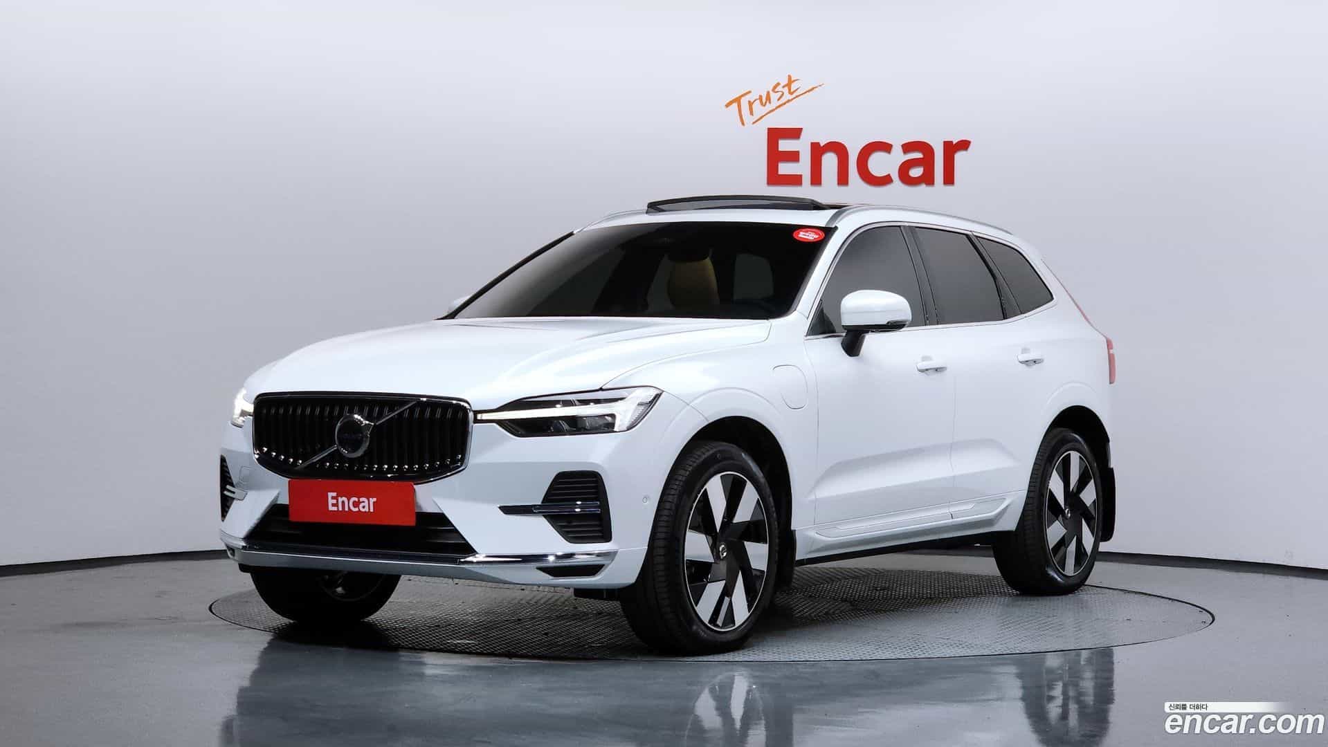 XC60 Volvo 2025.7-OUTER-001