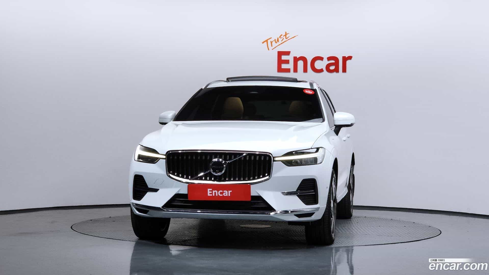 XC60 Volvo 2025.7-OUTER-003