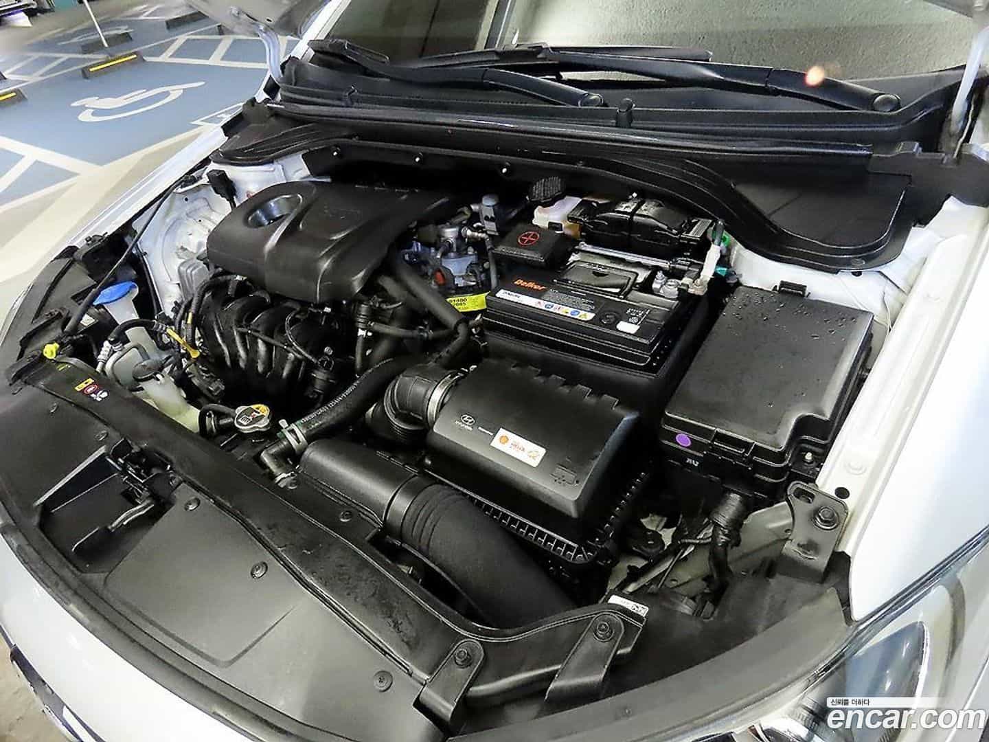 AVANTE Hyundai 2018.6-OPTION-022