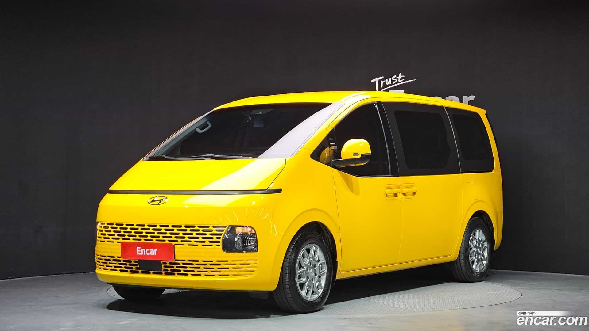 Staria Hyundai 2021.10-OUTER-001