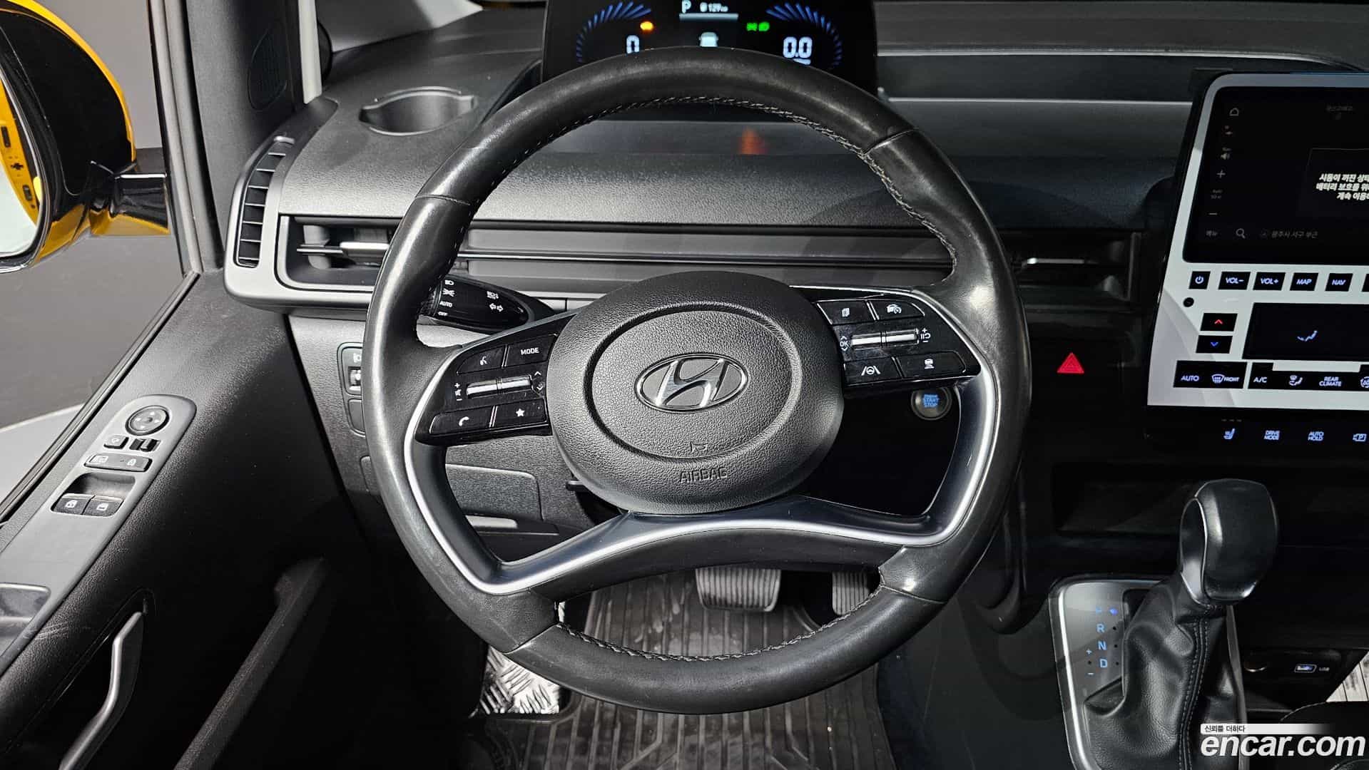Staria Hyundai 2021.10-OPTION-017