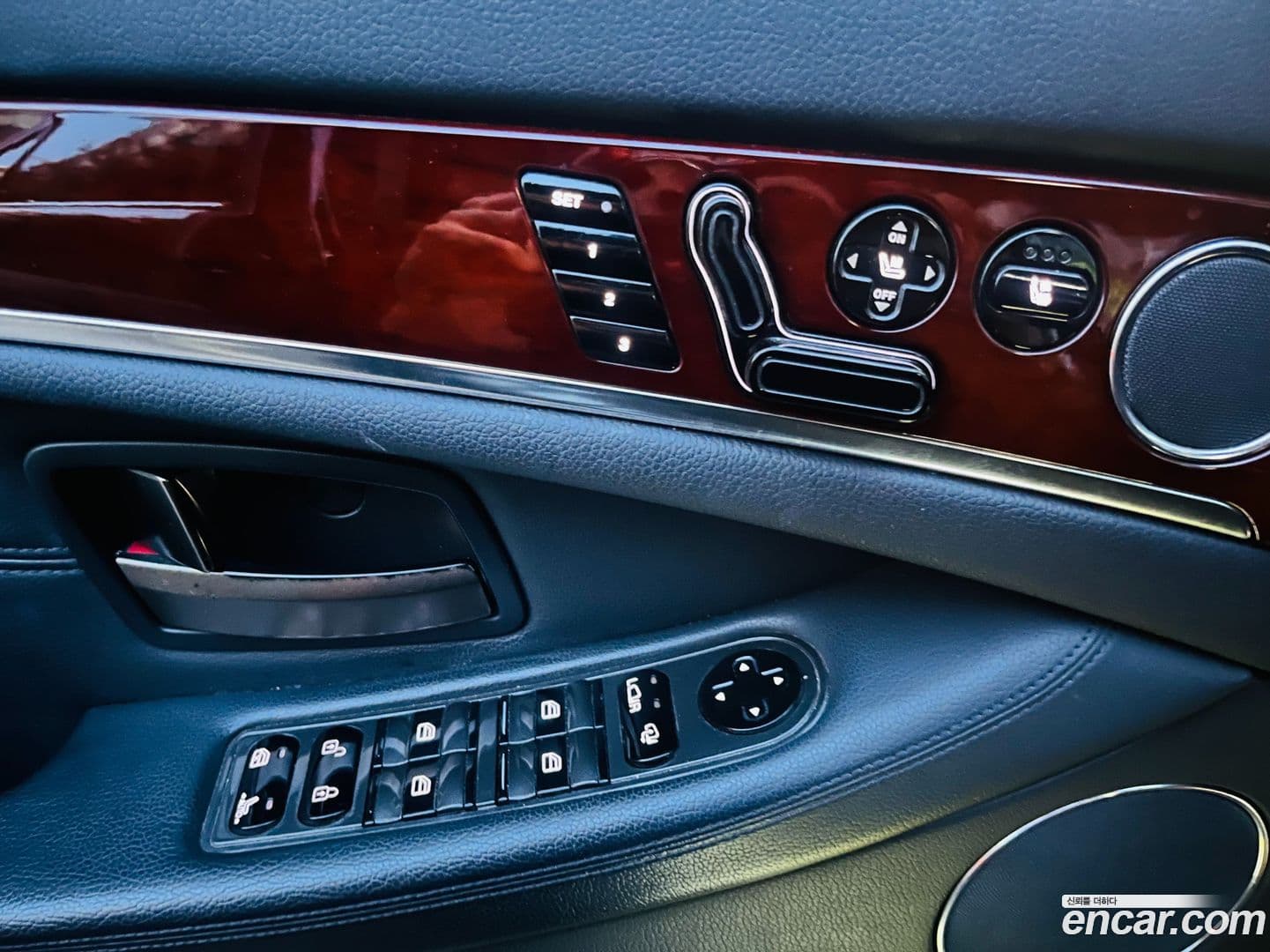 Main__Slider__Photo:Chairman KG_Mobility_Ssangyong 2008.3-12