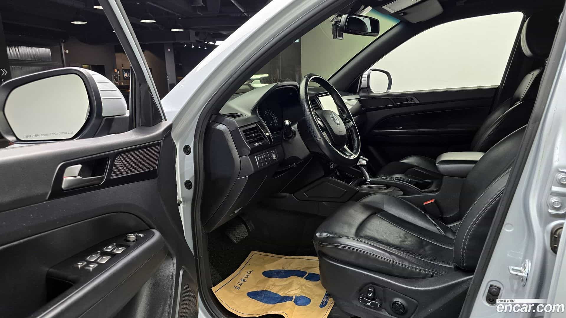 Rexton KG_Mobility_Ssangyong 2020.0-INNER-010