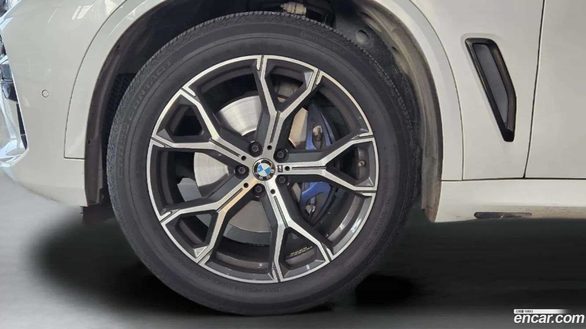 X5 BMW 2023.2-INNER-007