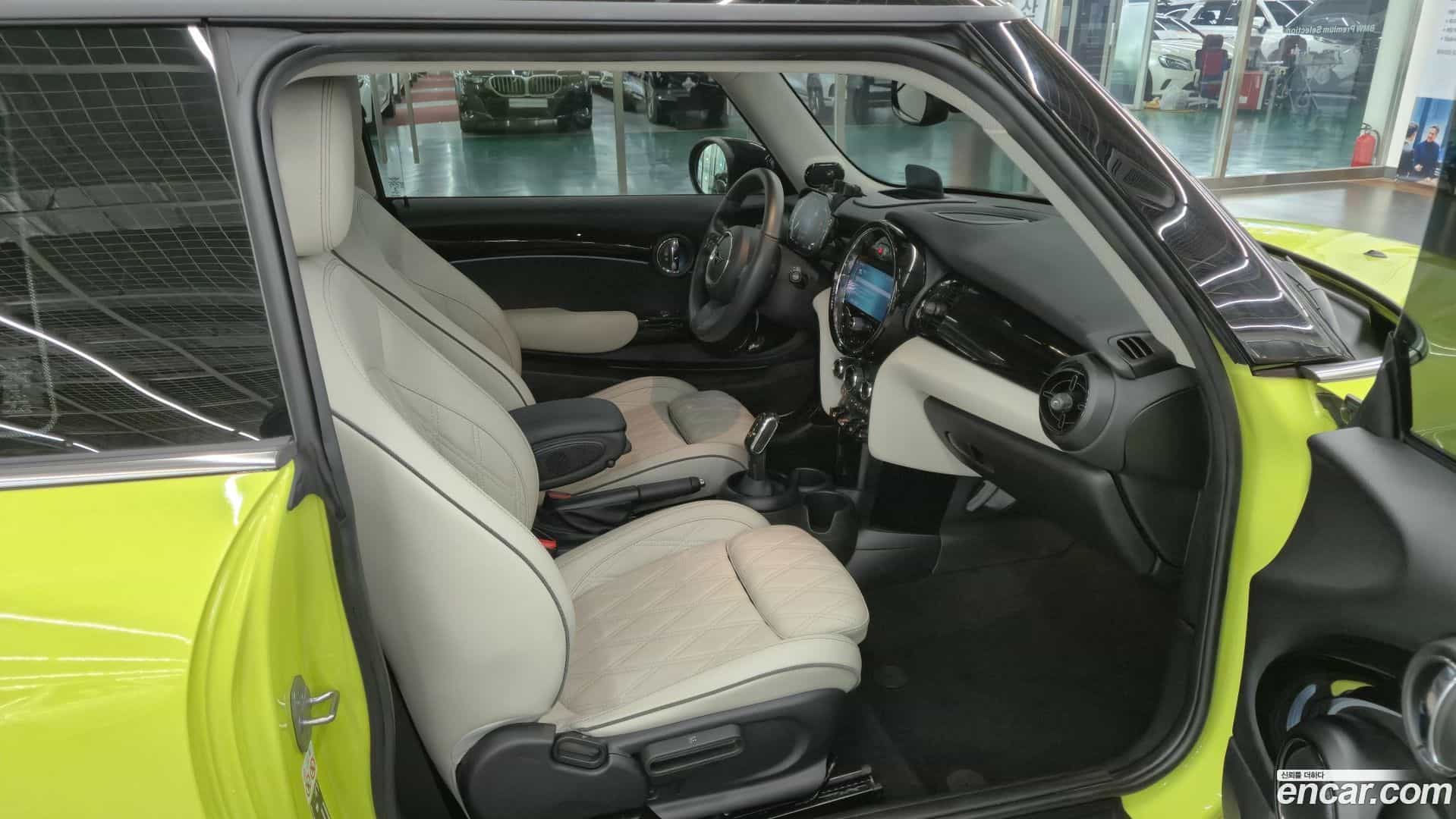 Cooper Mini 2023.1-INNER-008