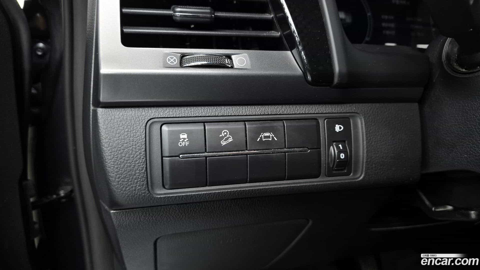 Rexton KG_Mobility_Ssangyong 2022.0-OPTION-020