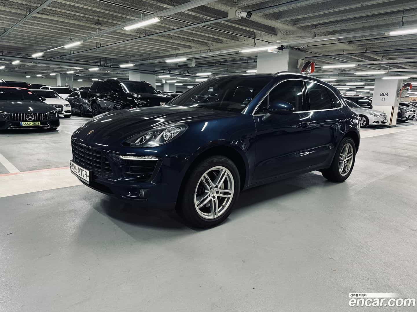 Macan Porsche 2014.9-OUTER-001