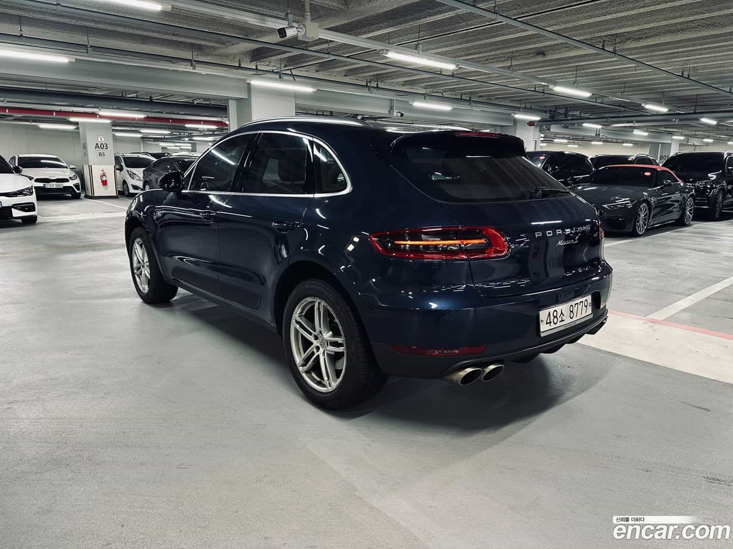 Macan Porsche 2014.9-OUTER-002