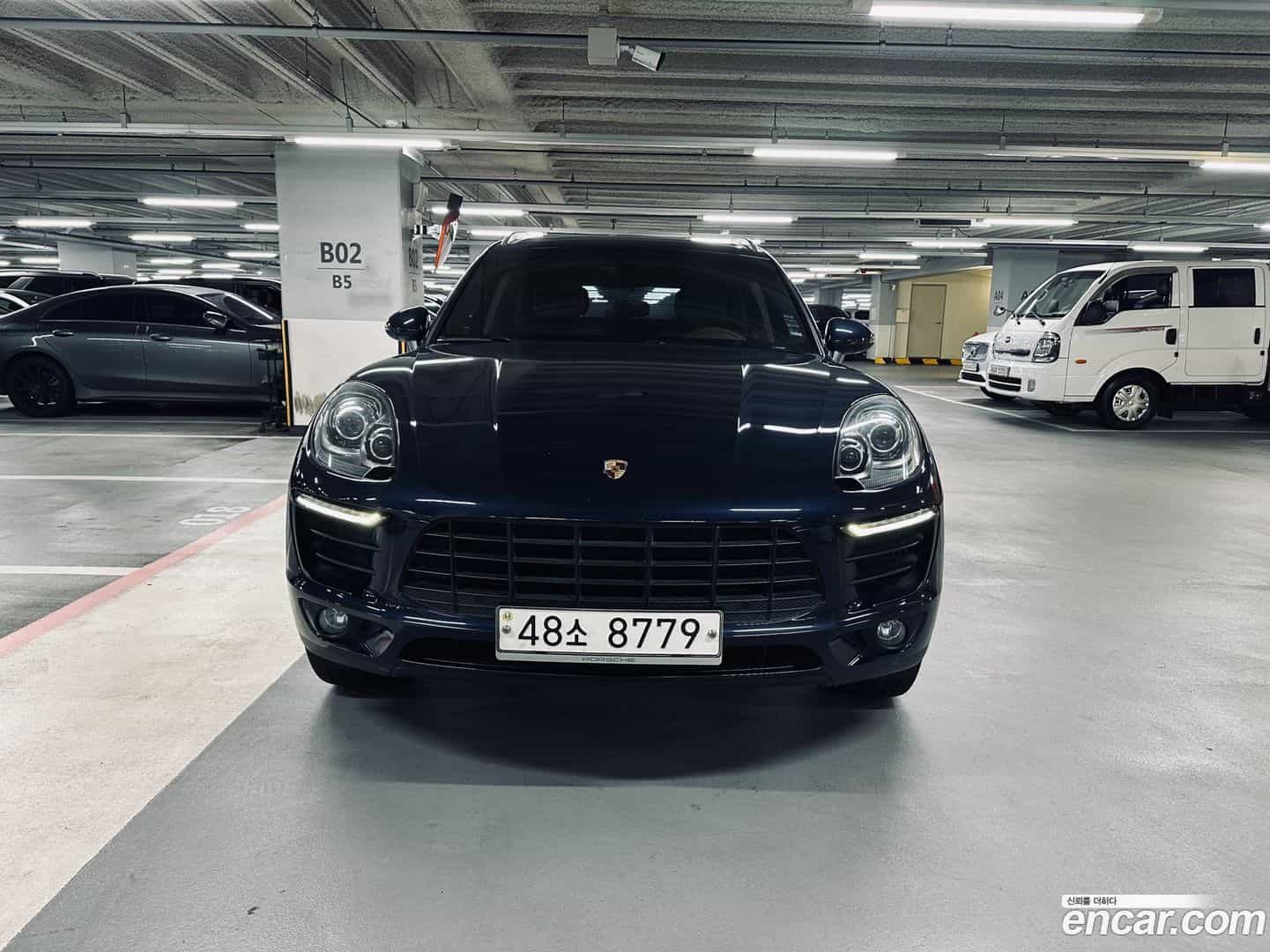 Macan Porsche 2014.9-OUTER-003