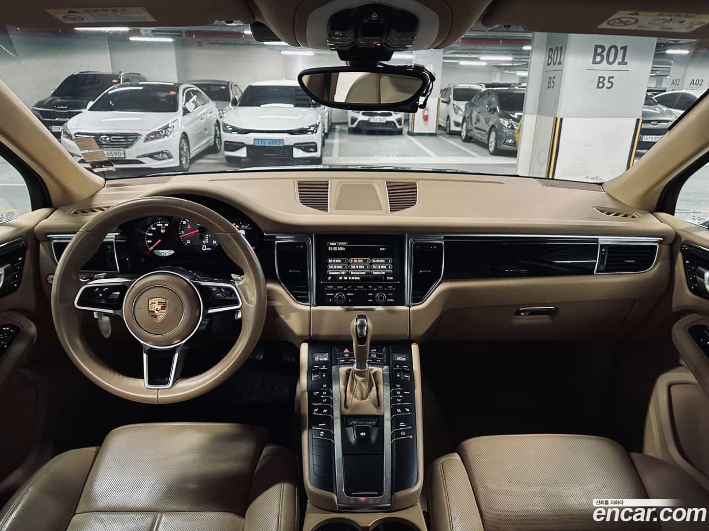 Macan Porsche 2014.9-INNER-006