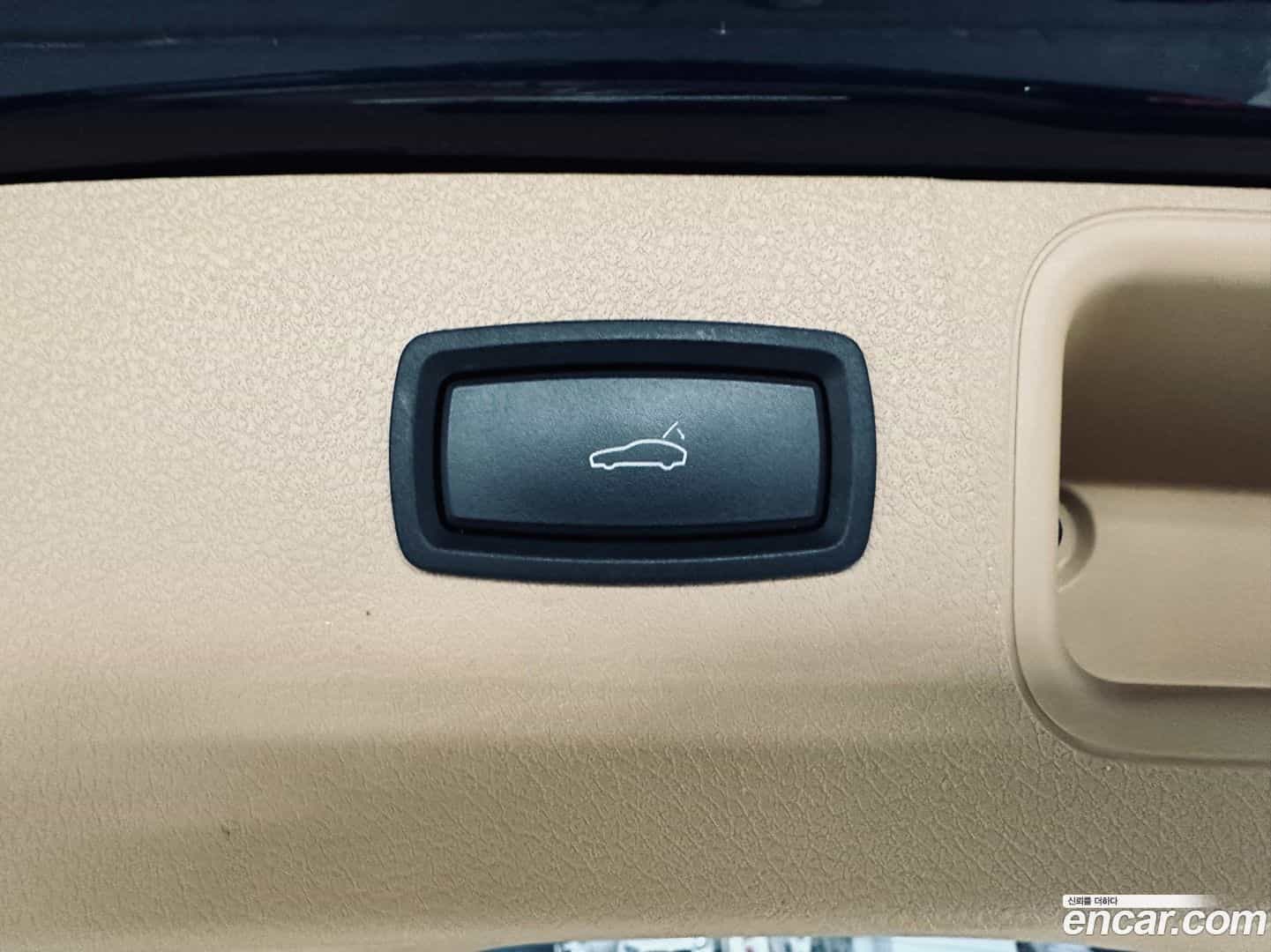 Macan Porsche 2014.9-OPTION-024