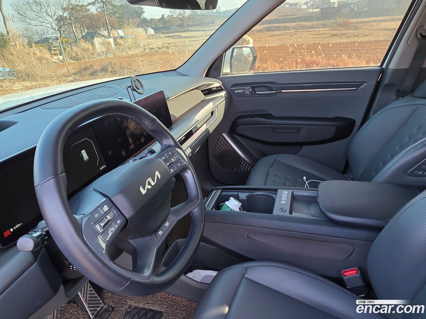 Main__Slider__Photo:EV9 Kia 2023.11-3