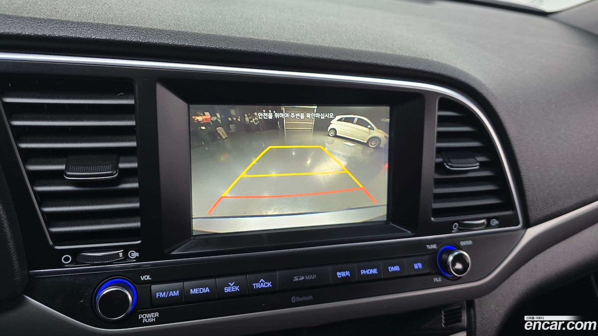 Main__Slider__Photo:AVANTE Hyundai 2016.3-15