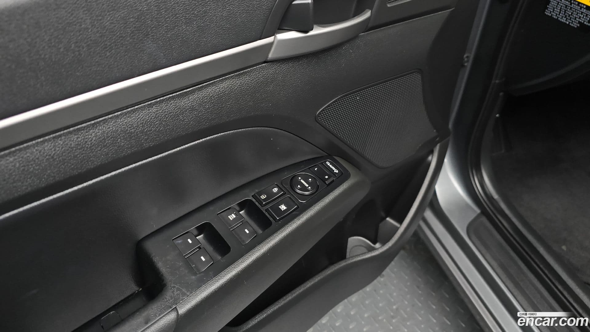 Main__Slider__Photo:AVANTE Hyundai 2016.3-16