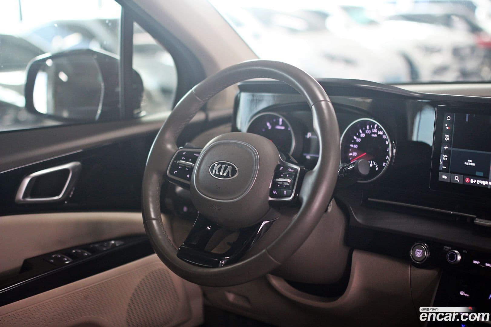 Main__Slider__Photo:Canival Kia 2020.11-12