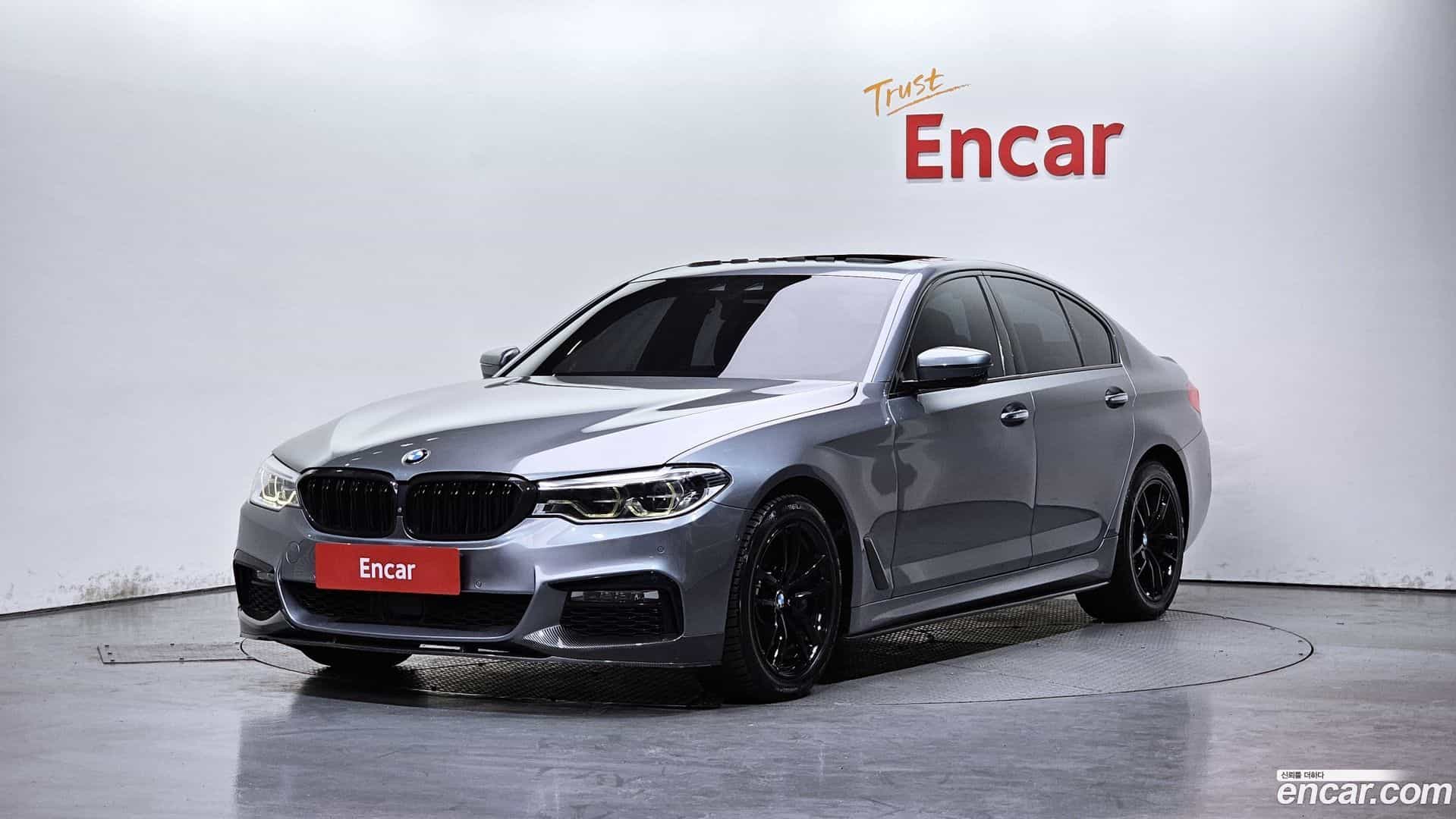 5-Series BMW 2017.5-OUTER-001