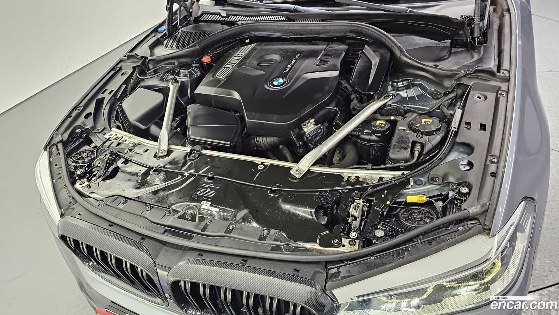 5-Series BMW 2017.5-INNER-006