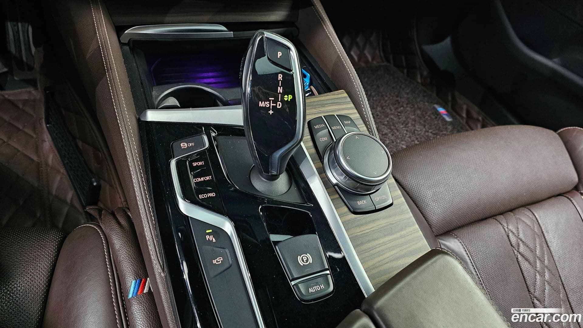 Main__Slider__Photo:5-Series BMW 2017.5-8