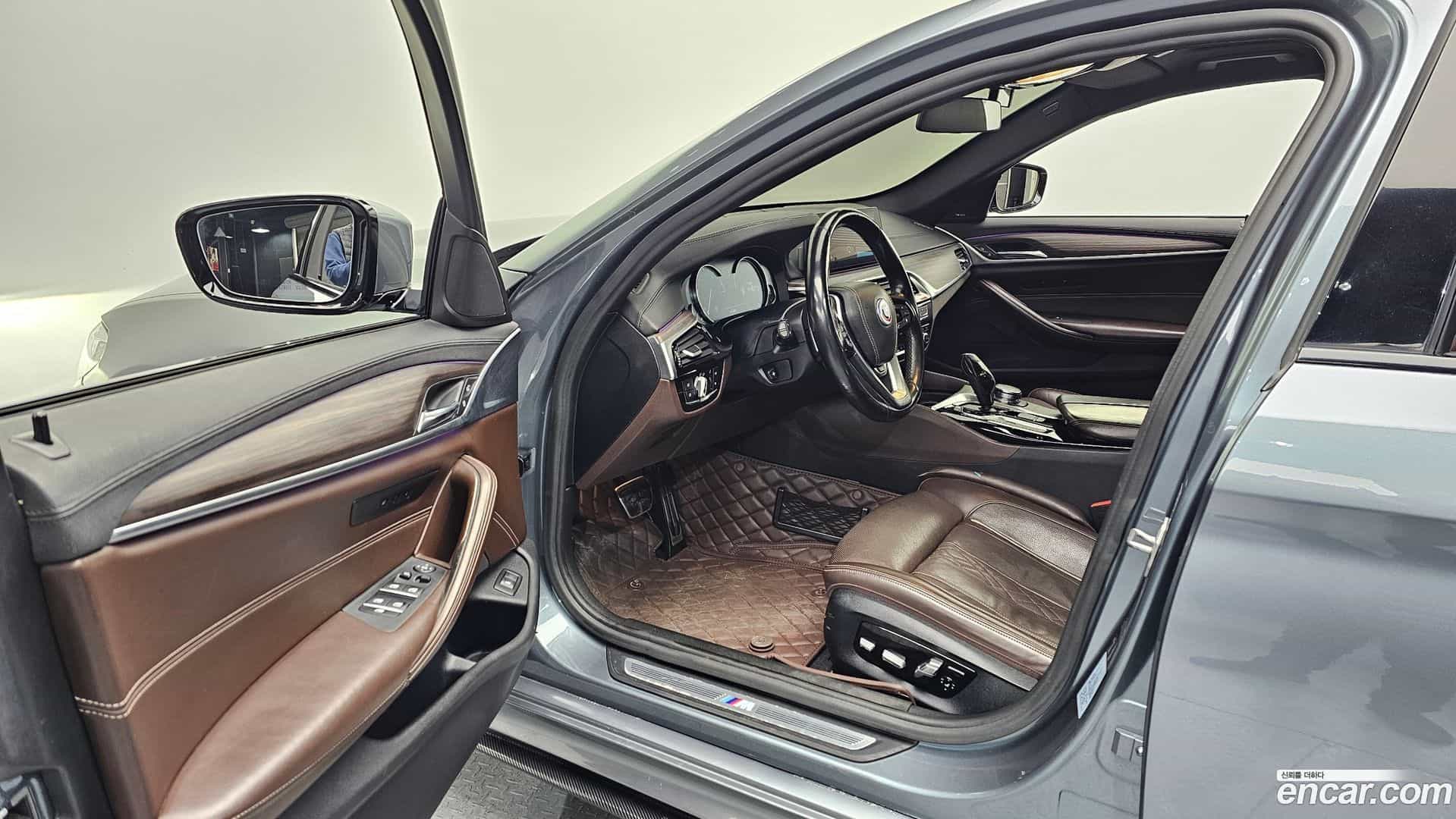 5-Series BMW 2017.5-INNER-010