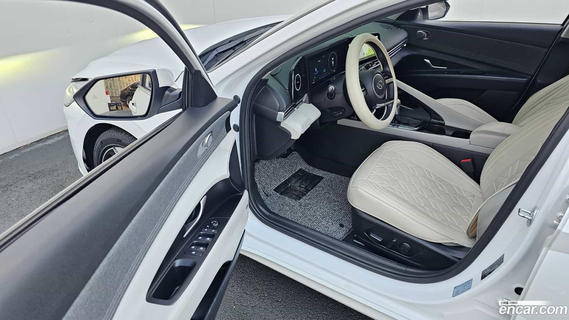 AVANTE Hyundai 2020.8-OPTION-015