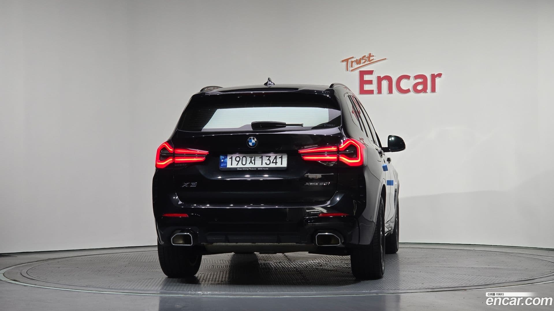 Main__Slider__Photo:X3 BMW 2023.0-3