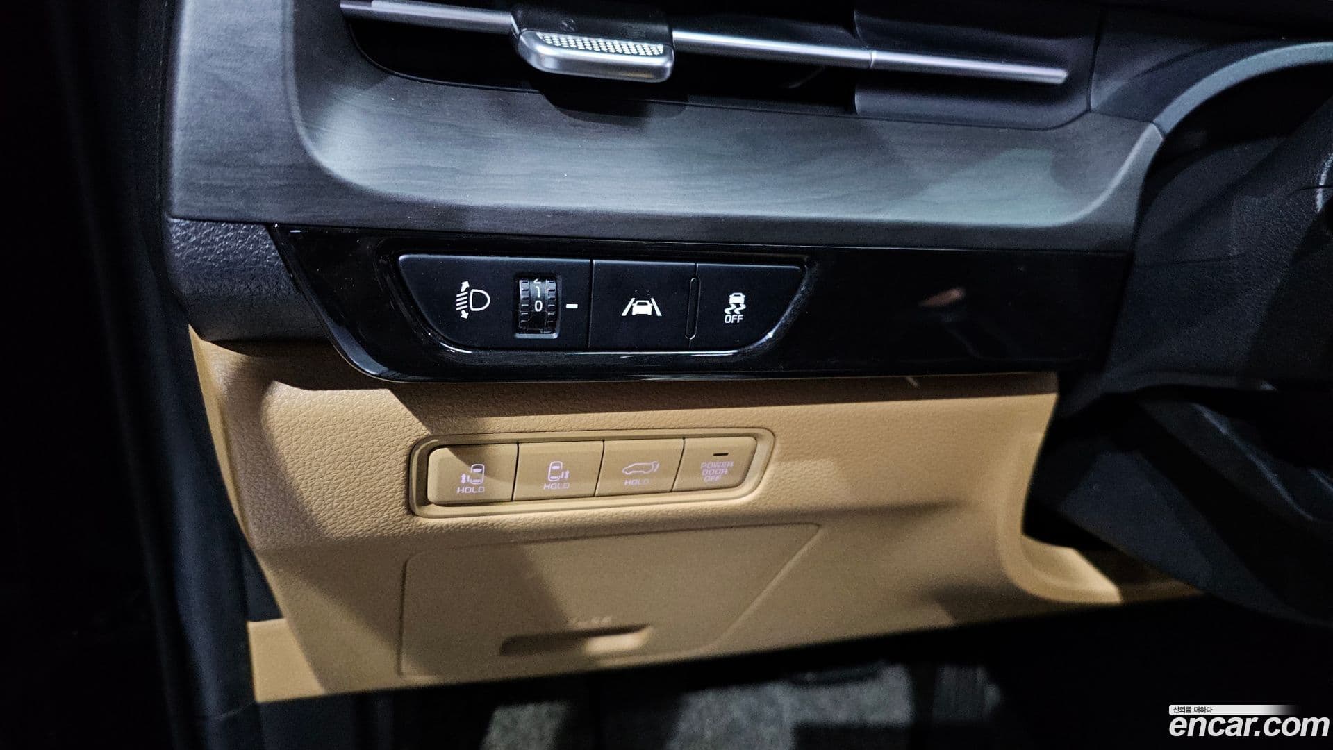 Main__Slider__Photo:Canival Kia 2021.0-15