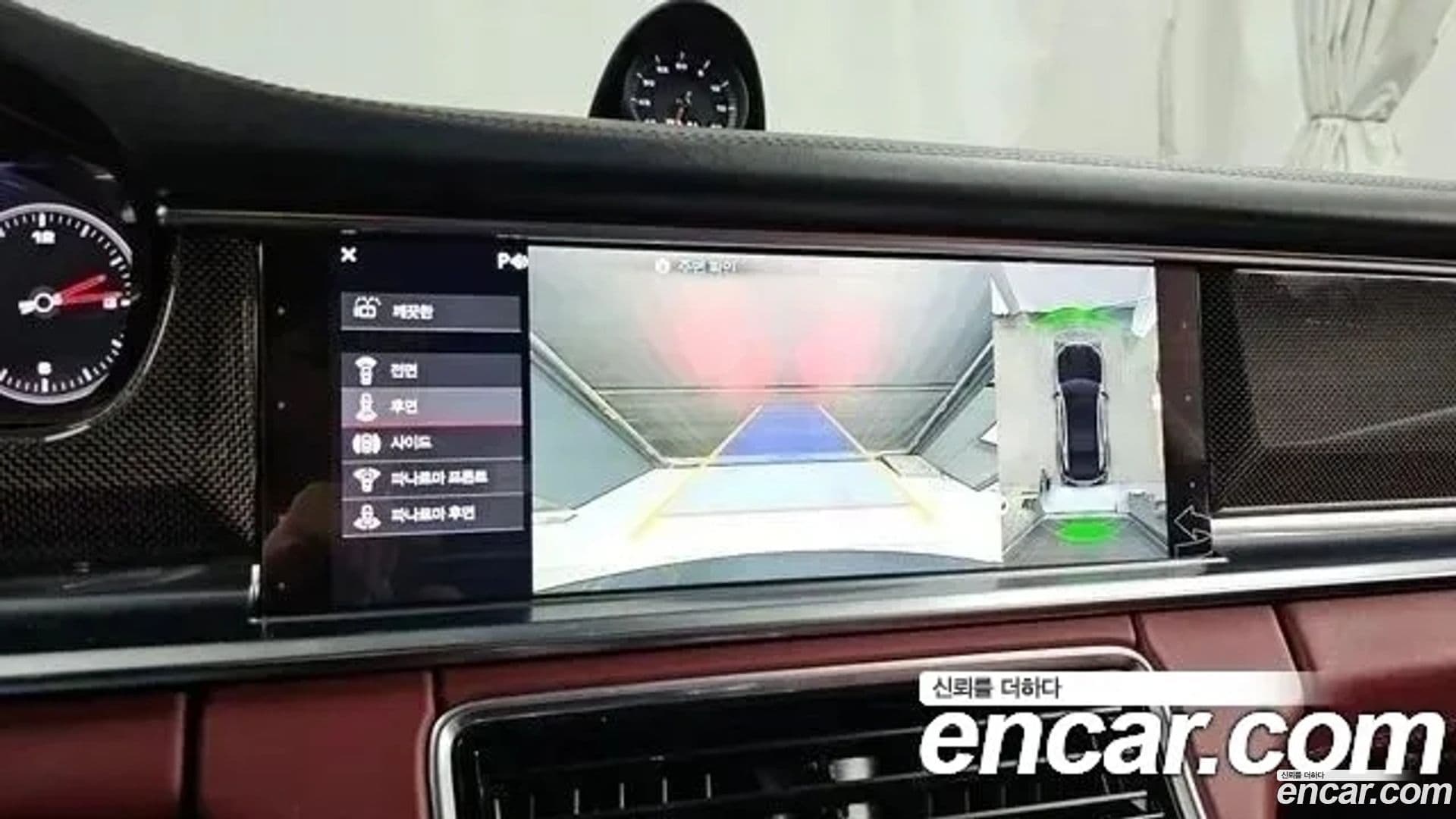 Main__Slider__Photo:Panamera Porsche 2018.4-14