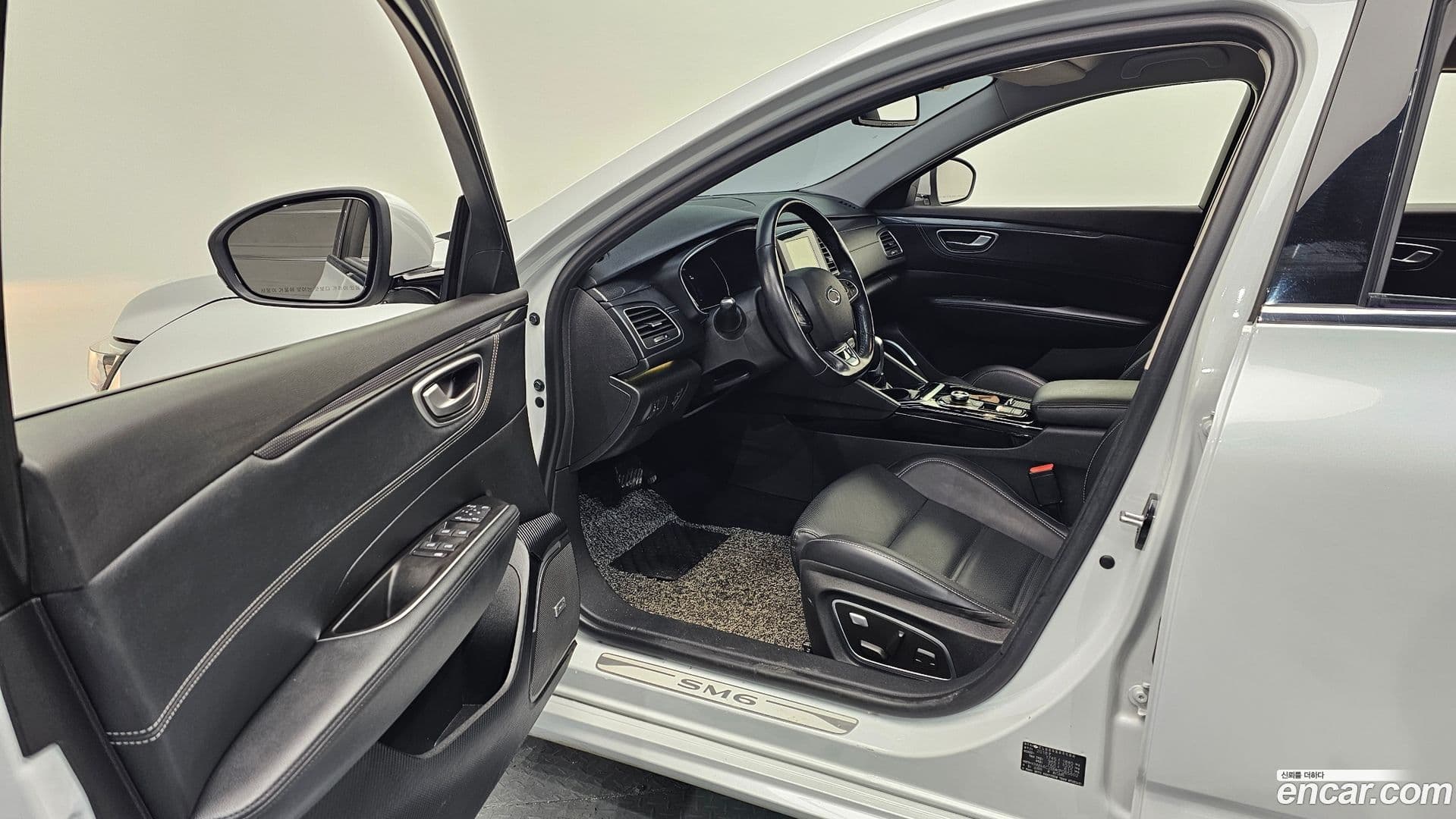 Main__Slider__Photo:SM6 Renault-KoreaSamsung 2019.0-9