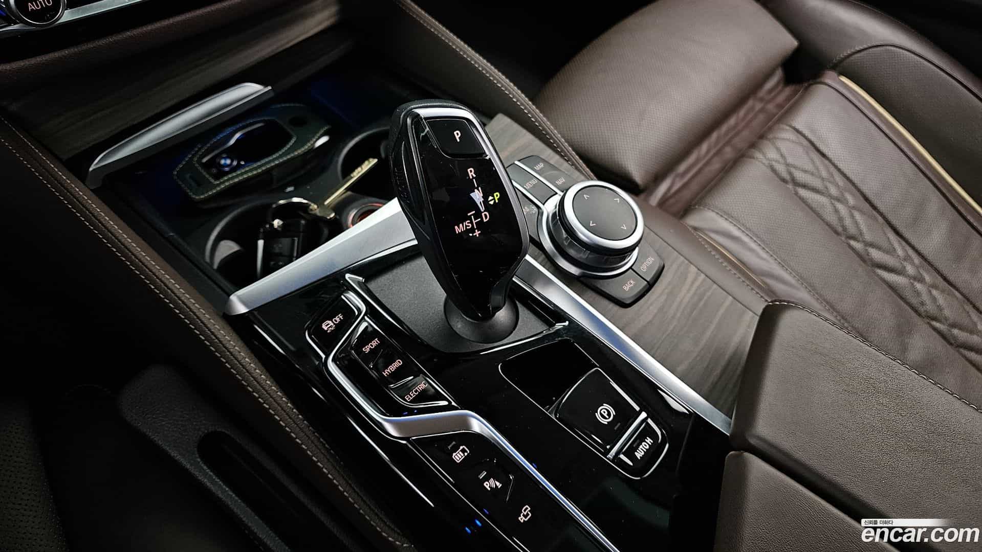 5-Series BMW 2022.3-INNER-009