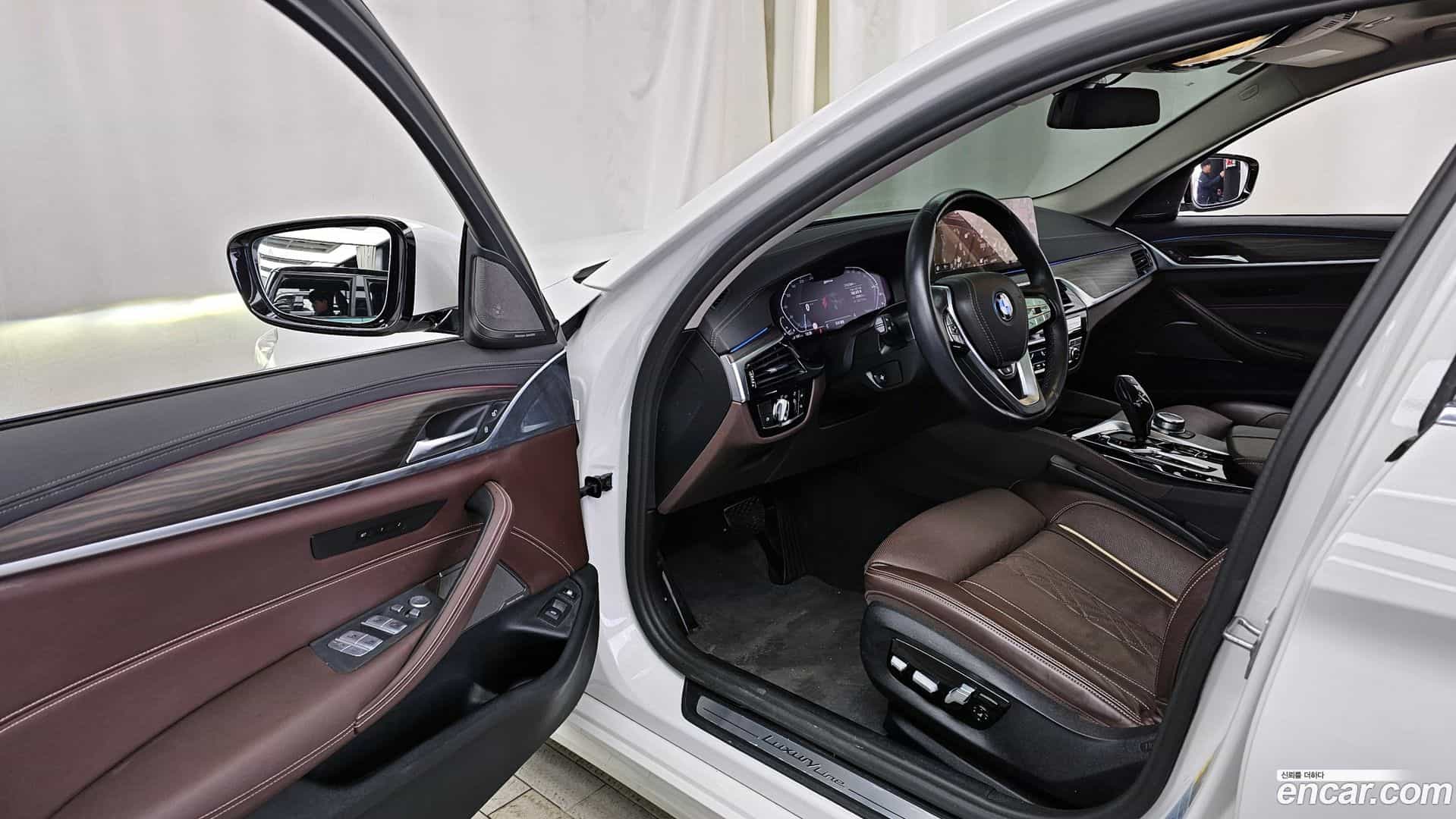 5-Series BMW 2022.3-INNER-010