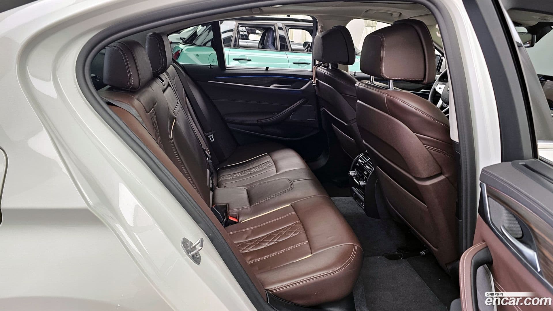 Main__Slider__Photo:5-Series BMW 2022.3-11