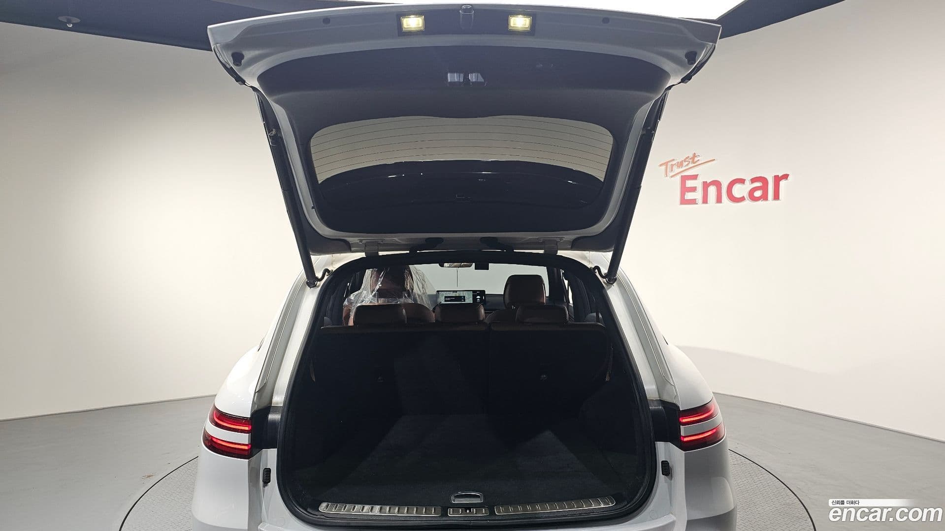 Main__Slider__Photo:GV70 Genesis 2022.3-19