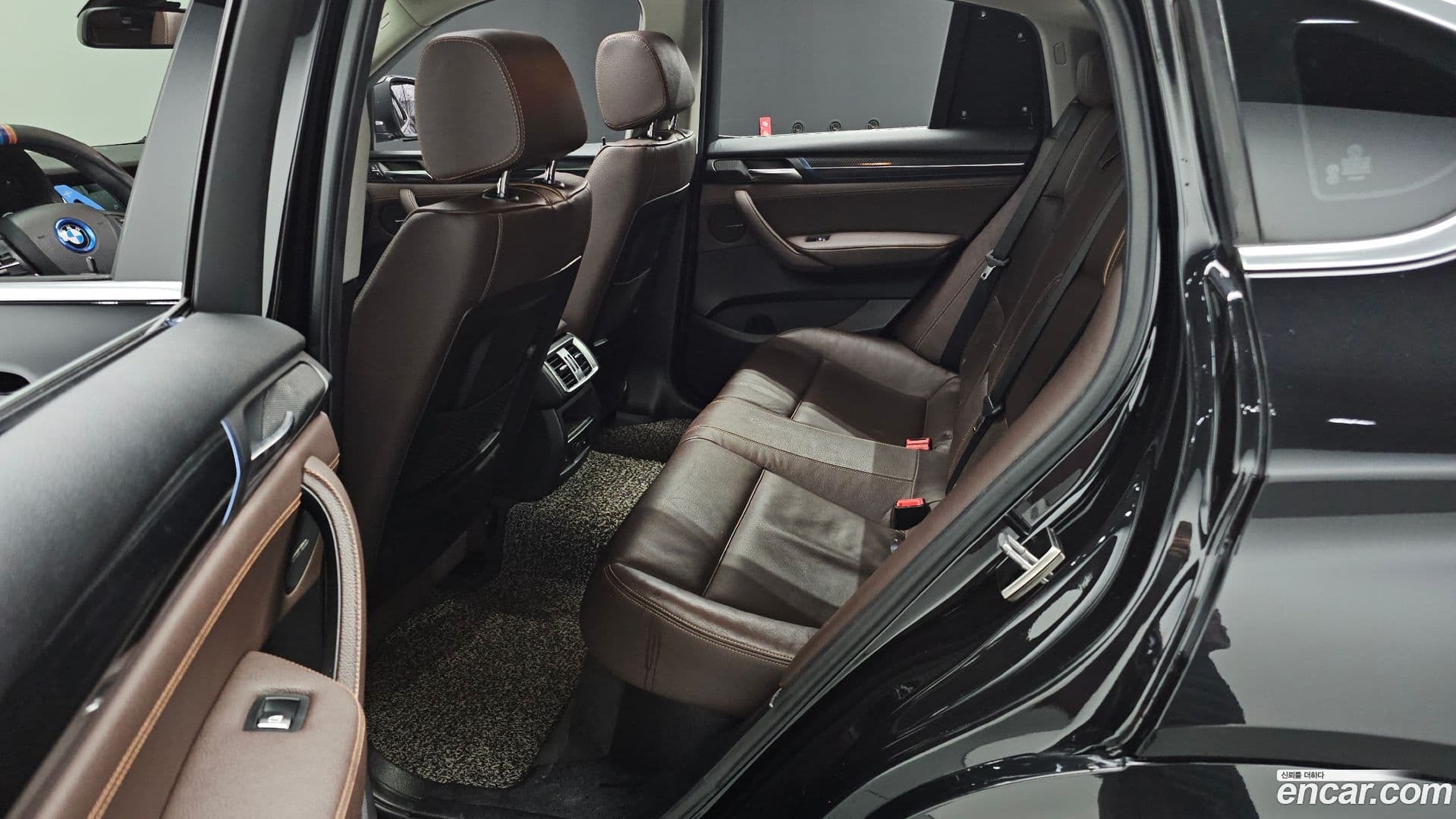 Main__Slider__Photo:X4 BMW 2017.1-11