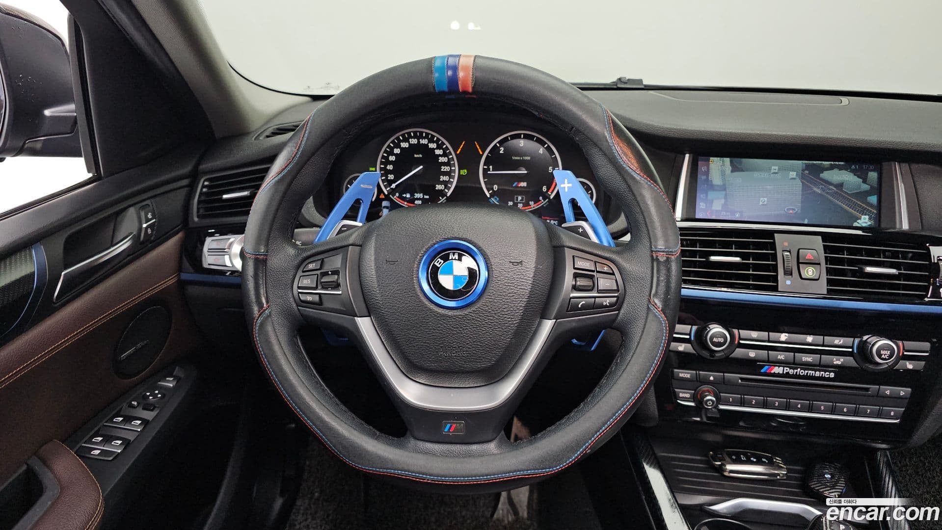 Main__Slider__Photo:X4 BMW 2017.1-12