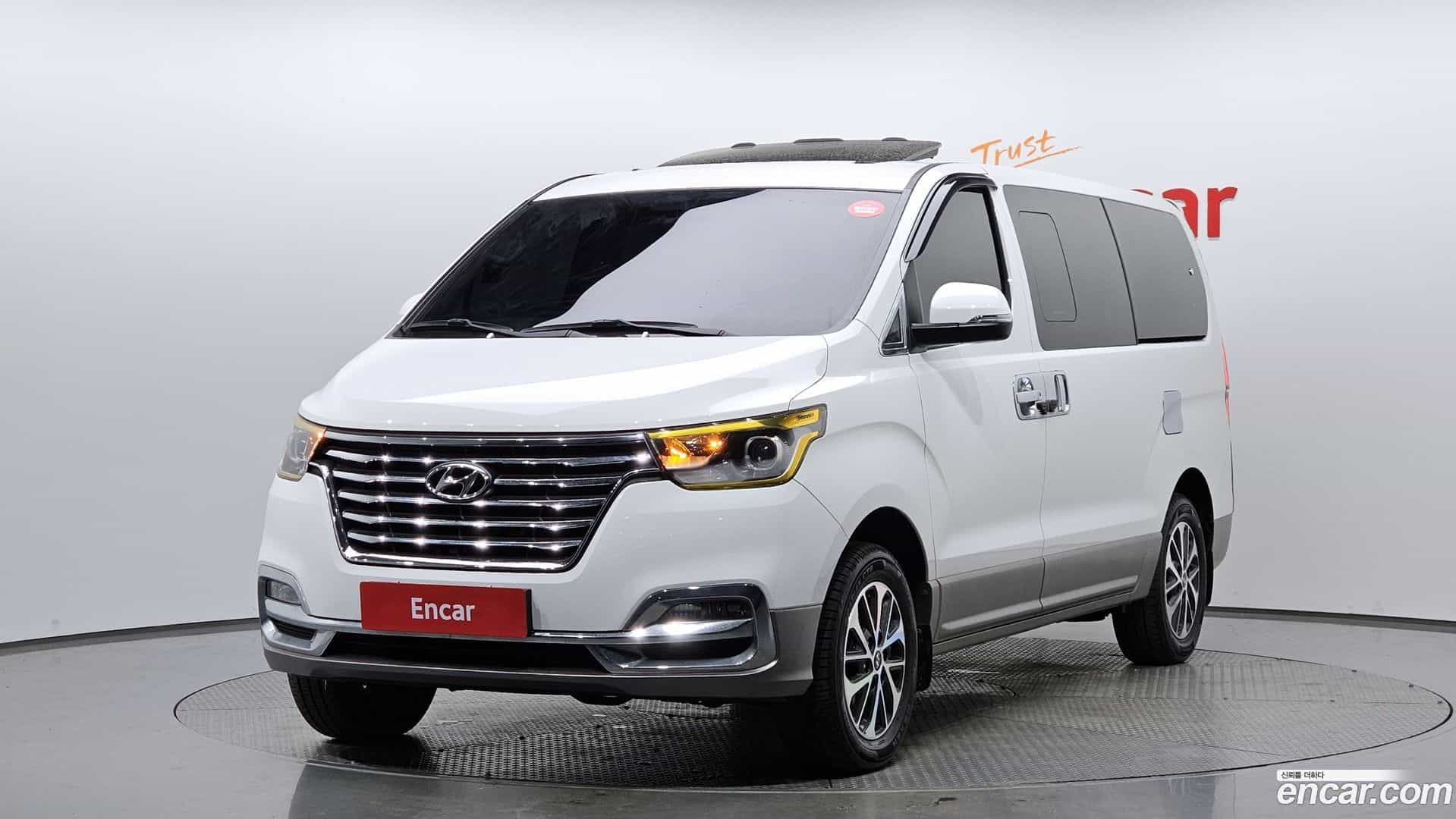 Starex Hyundai 2020.6-OUTER-001