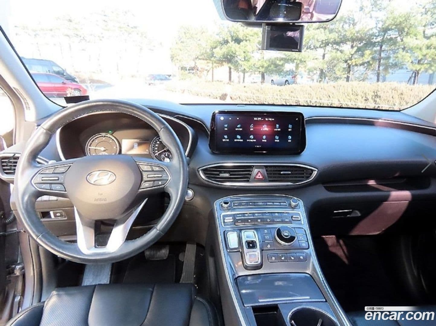 Main__Slider__Photo:Santafe Hyundai 2020.10-6