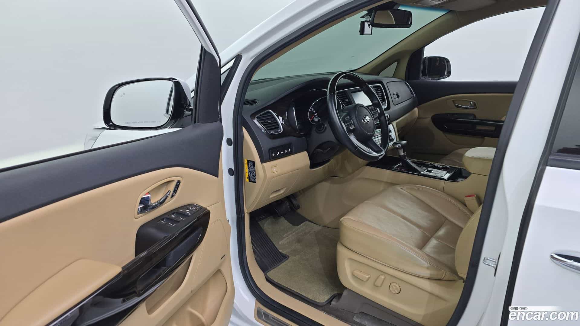 Canival Kia 2020.5-INNER-010