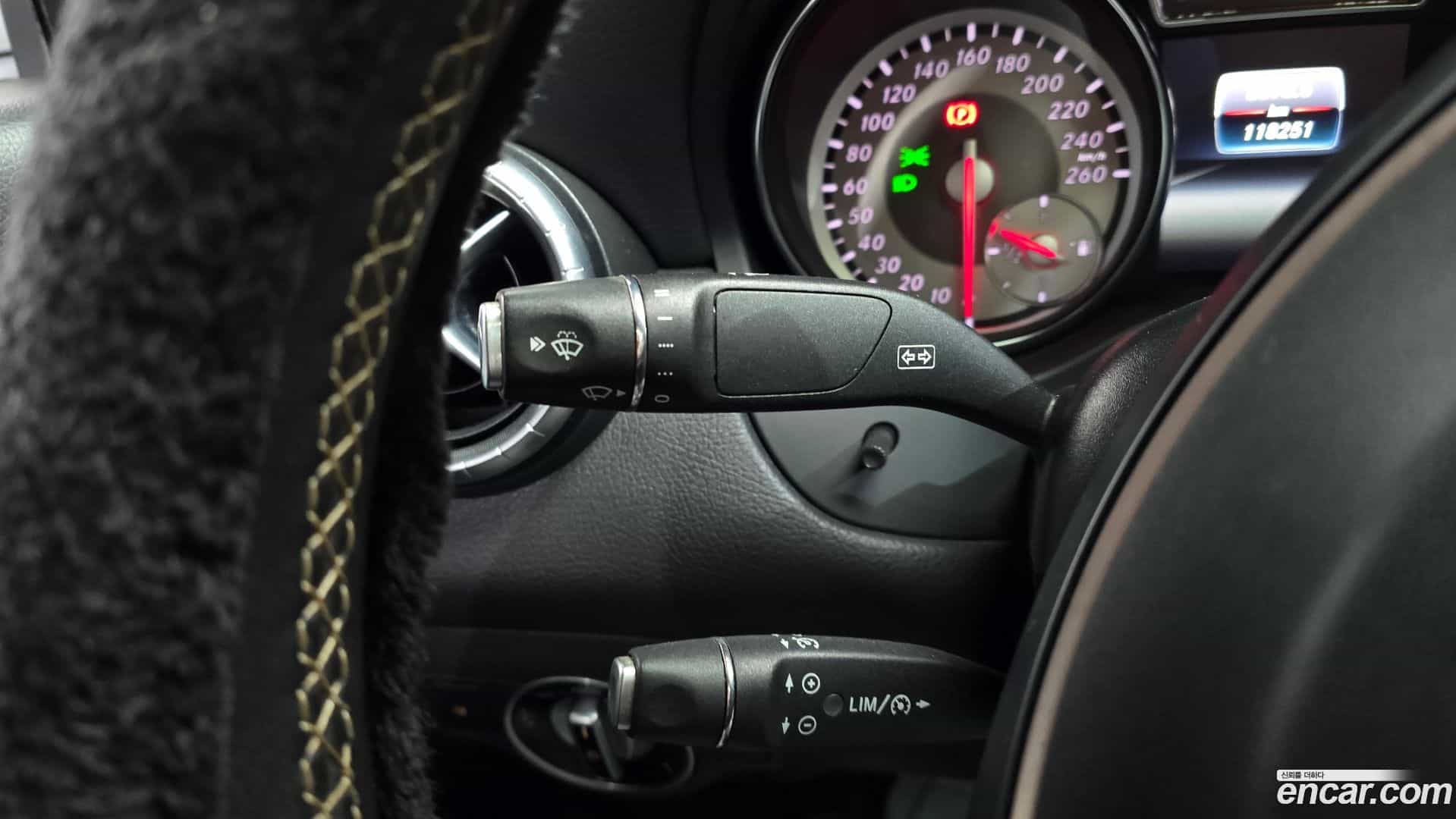 CLA-Class Mercedes-Benz 2016.3-OPTION-022