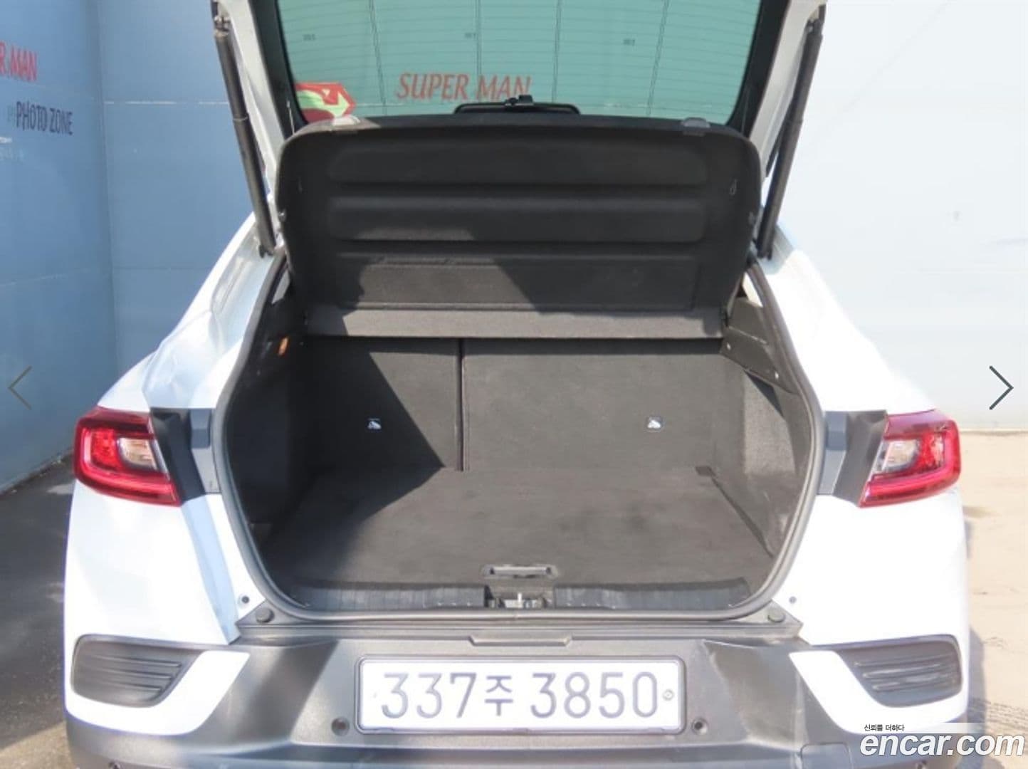 Main__Slider__Photo:XM3 Renault-KoreaSamsung 2021.3-4