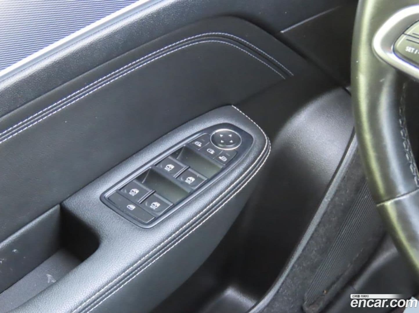 Main__Slider__Photo:XM3 Renault-KoreaSamsung 2021.3-11