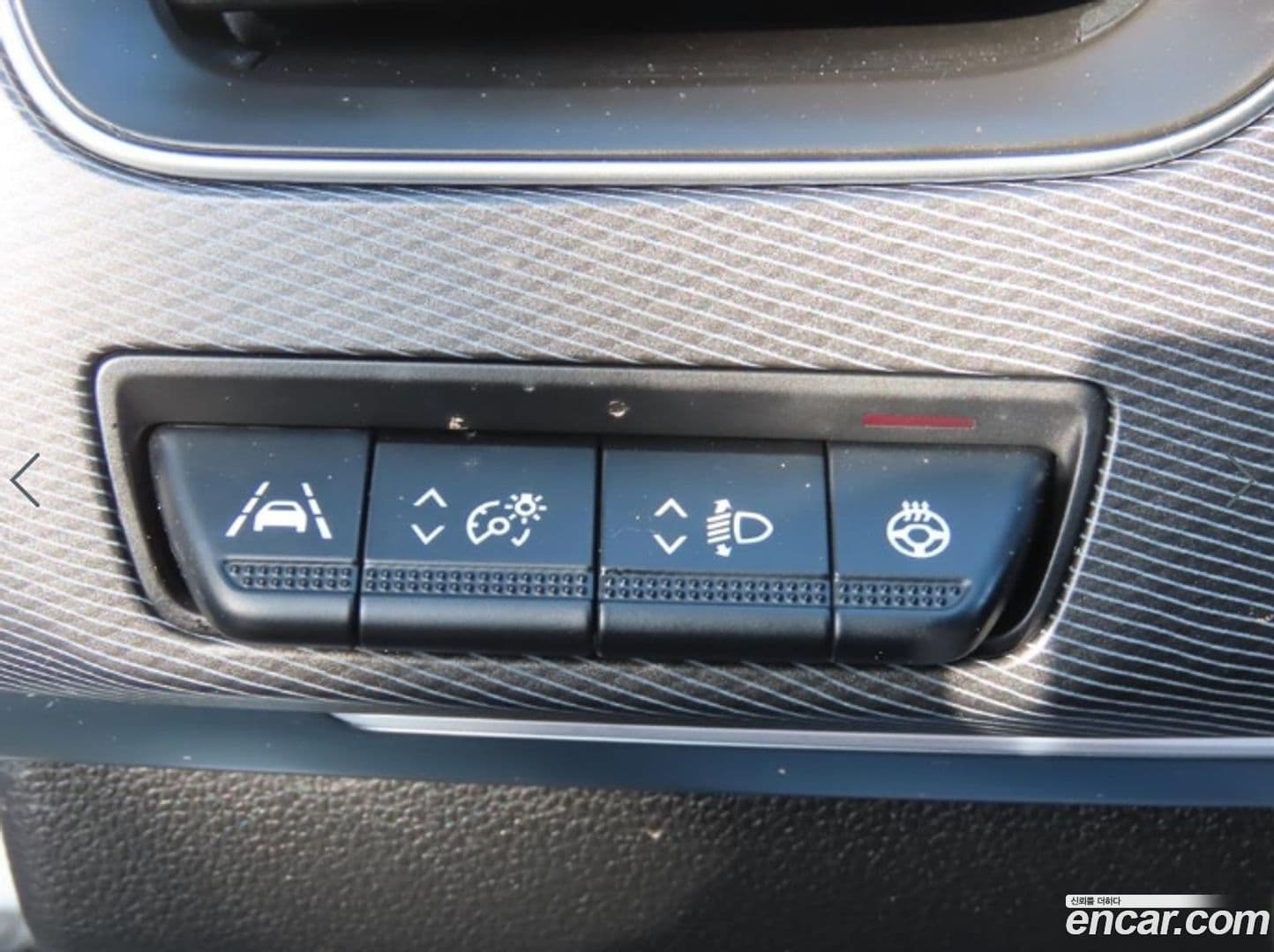 Main__Slider__Photo:XM3 Renault-KoreaSamsung 2021.3-15